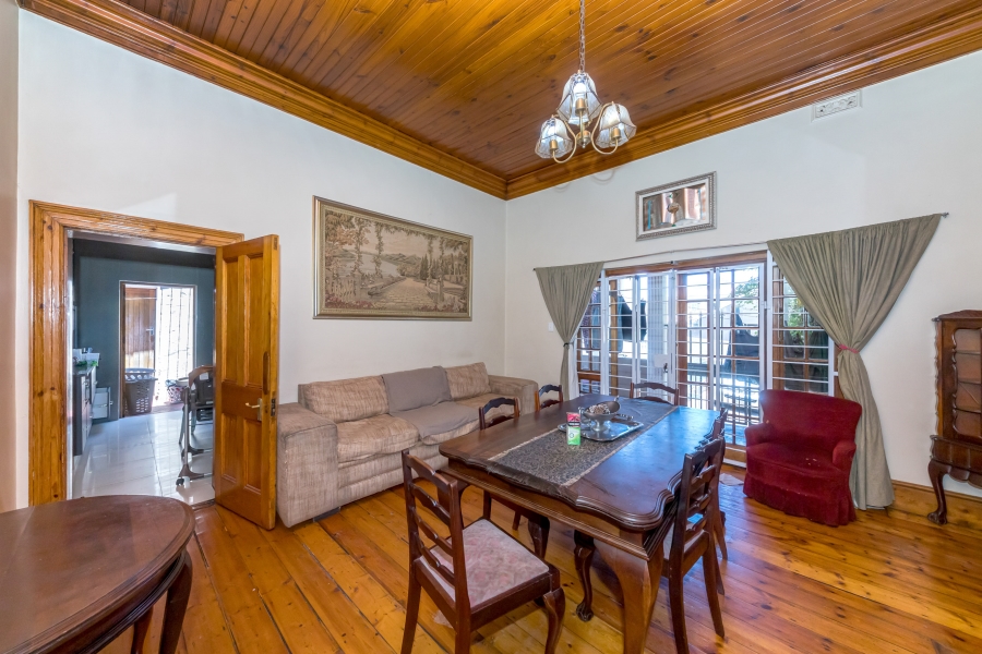 8 Bedroom Property for Sale in Walmer Estate Western Cape